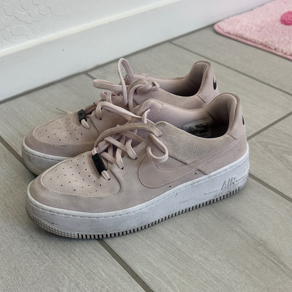 Nike Air Women's Suede Pink Sneakers